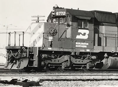 #ad Burlington Northern Railroad BN #6772 SD40 2 Electromotive Train Photo Aurora IL $9.99