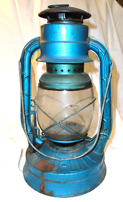 #ad VTG Dietz No. 2 D Lite Kerosene Barn Lantern With Loc Nob Globe 1930#x27;s Patina $32.00