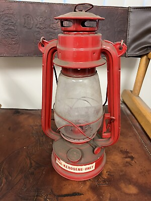 #ad vintage kerosene lantern $35.00