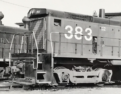 #ad Burlington Northern Railroad BN #383 SW1000 Electromotive Train Photo Auburn WA $9.99
