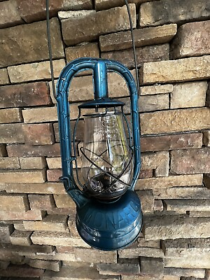#ad Vintage Dietz Monarch New York USA Blue Railroad Barn Lantern Clear Globe $89.99