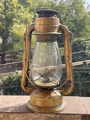 #ad OLD VINTAGE JUNIOR DIETZ BRASS KEROSENE LAMP LANTERN WITH MARKE GLOBE N.Y. USA $145.00