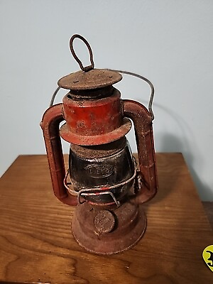 #ad Vintage Dietz No. 50 Oil Lantern Red with Original globe￼ Made in Hong Kong $16.50