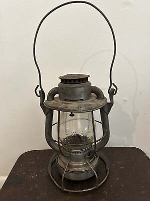 #ad Dietz Vesta New York Central Railroad Lantern Matching Embossed Clear Globe $120.00