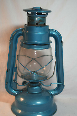 #ad Vtg Blue V amp; O Kerosene Oil Lantern Appears to not have been used. Age Unknown $35.00